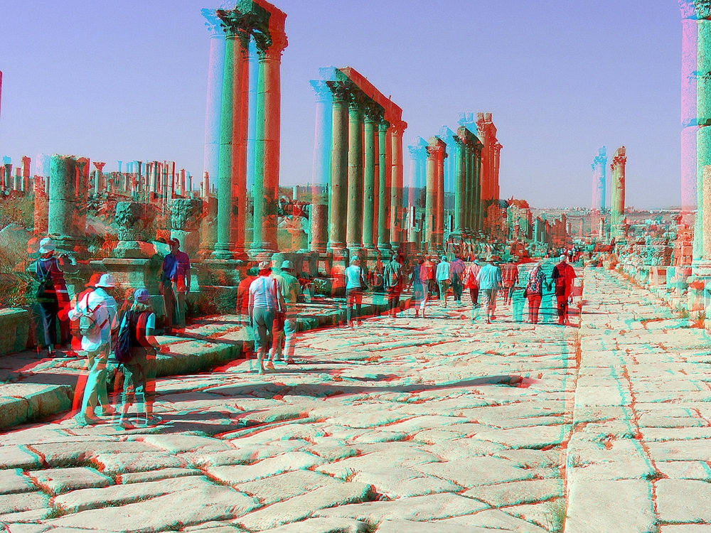 ap080527_131.jpg - Kolonnade in der römischen Ruinenstadt Jerash
